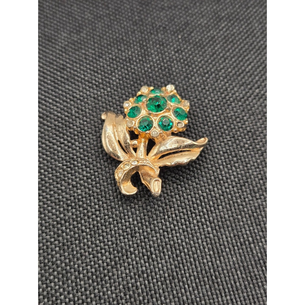 Vintage Coro Gold Tone Emerald Green Rhinestone Flower Brooch Pin Signed